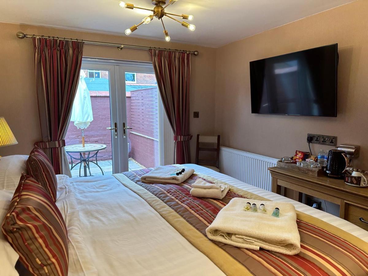 Chester House Guest House Екстериор снимка A bedroom at the hotel